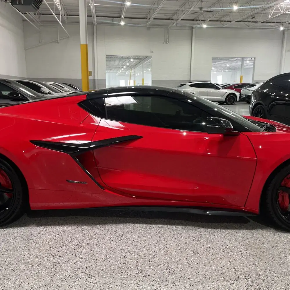 2025 Chevrolet Corvette E-Ray