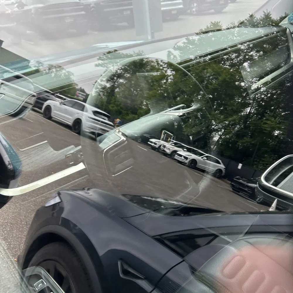 2023 Rivian R1T Adventure Quad-Motor