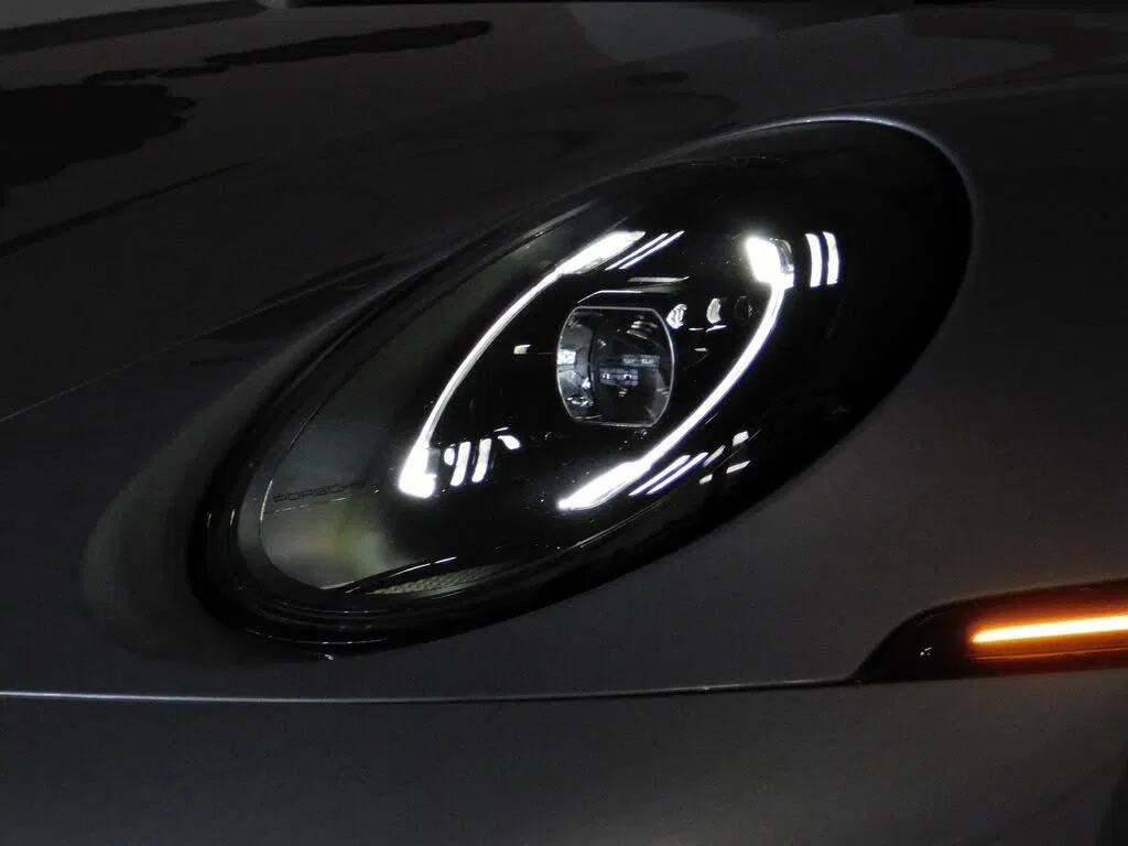 2025 Porsche 911 Carrera T Coupe RWD