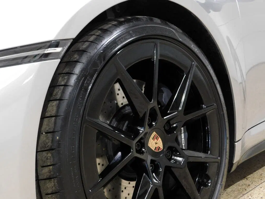 2025 Porsche 911 Carrera T Coupe RWD