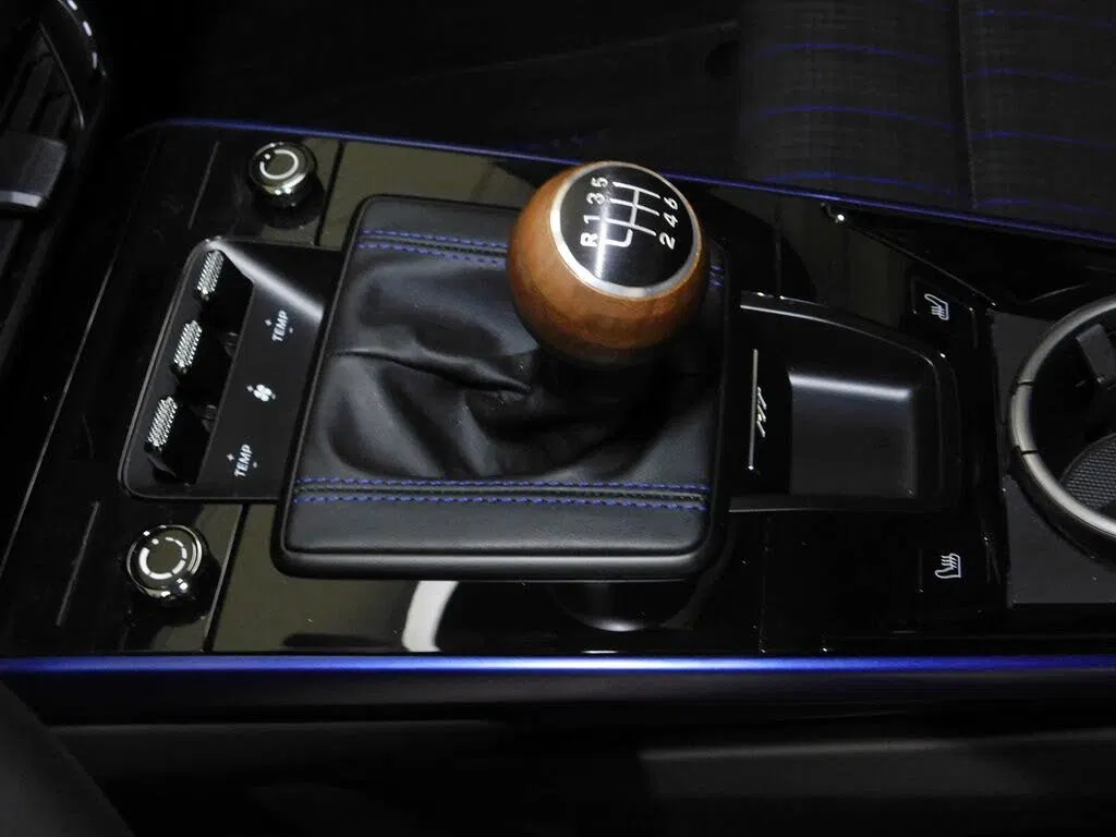 2025 Porsche 911 Carrera T Coupe RWD
