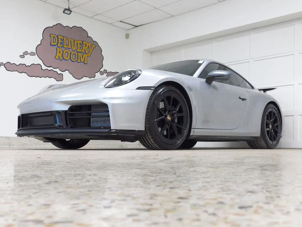 2025 Porsche 911 Carrera T Coupe RWD
