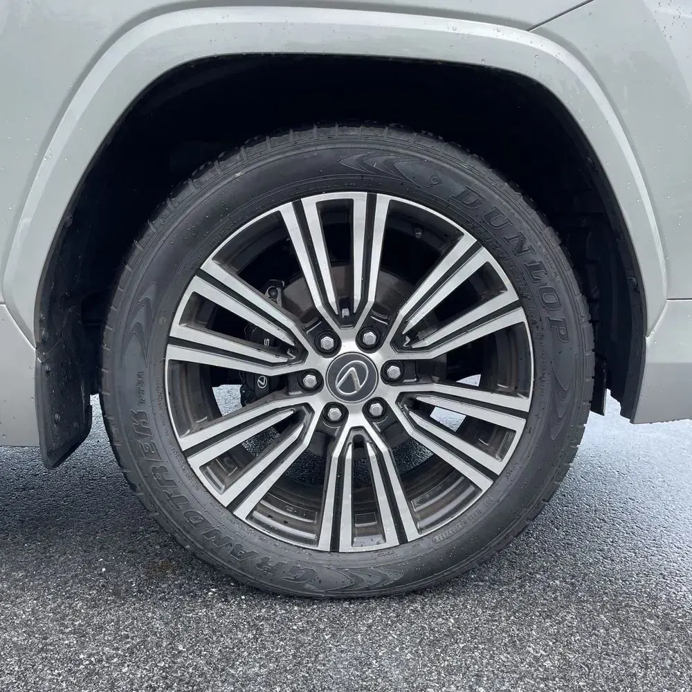 2024 Lexus LX 600 Luxury