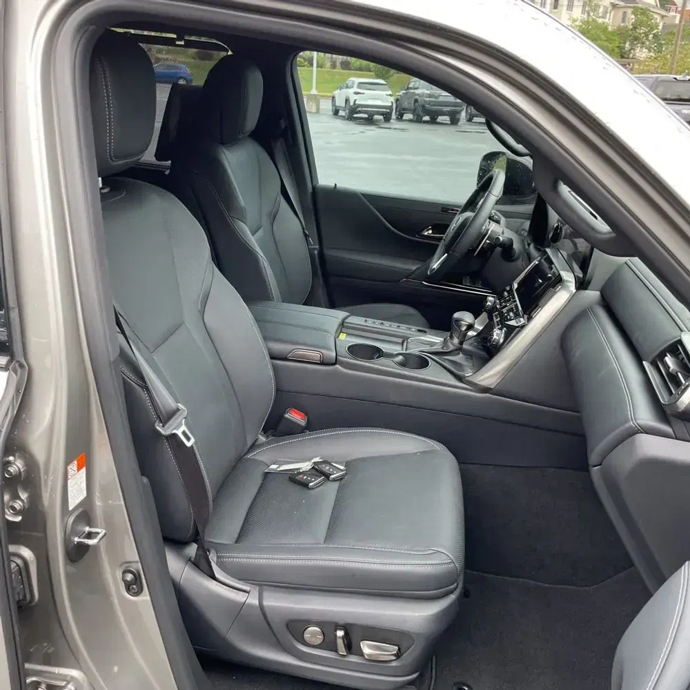 2024 Lexus LX 600 Luxury