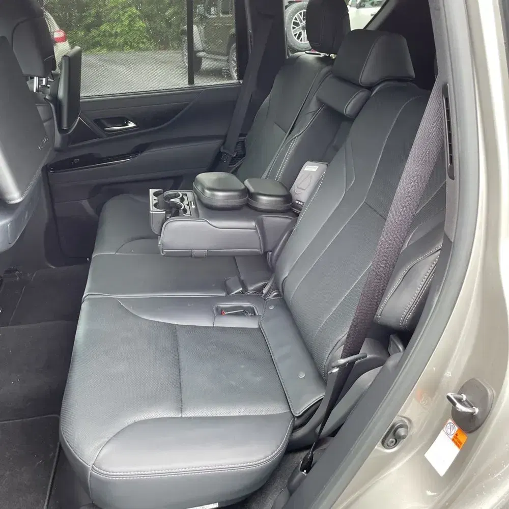 2024 Lexus LX 600 Luxury