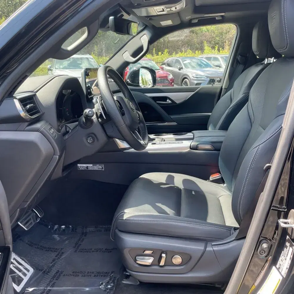 2024 Lexus LX 600 F SPORT Handling