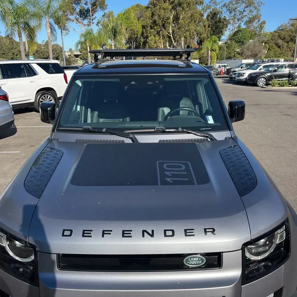 2023 Land Rover Defender 110 SE