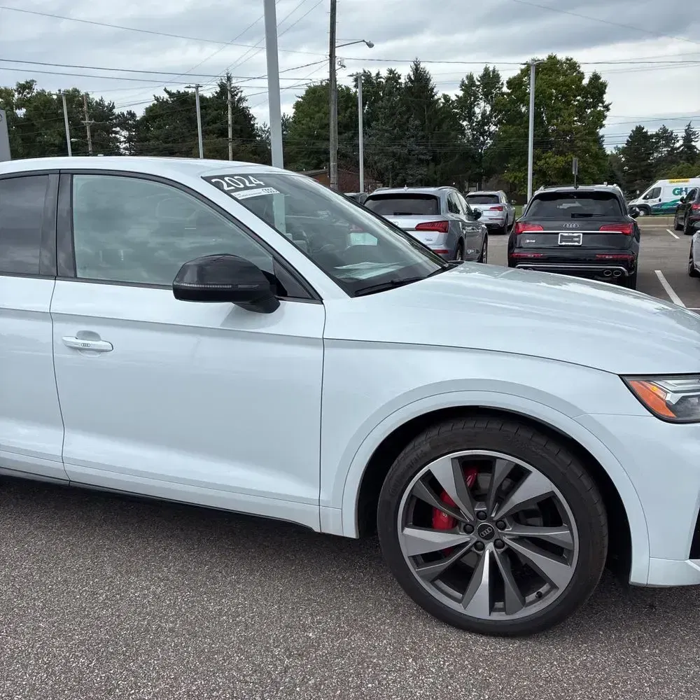 2024 Audi SQ5 Premium Plus