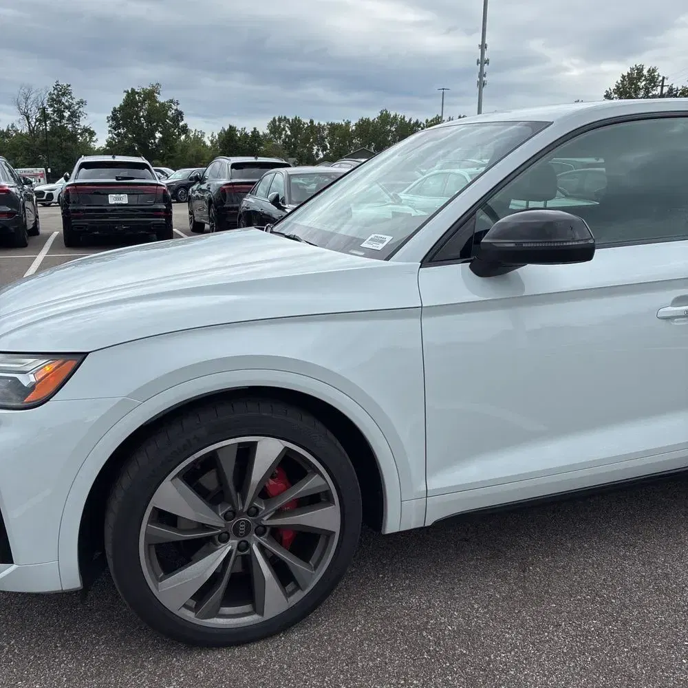 2024 Audi SQ5 Premium Plus