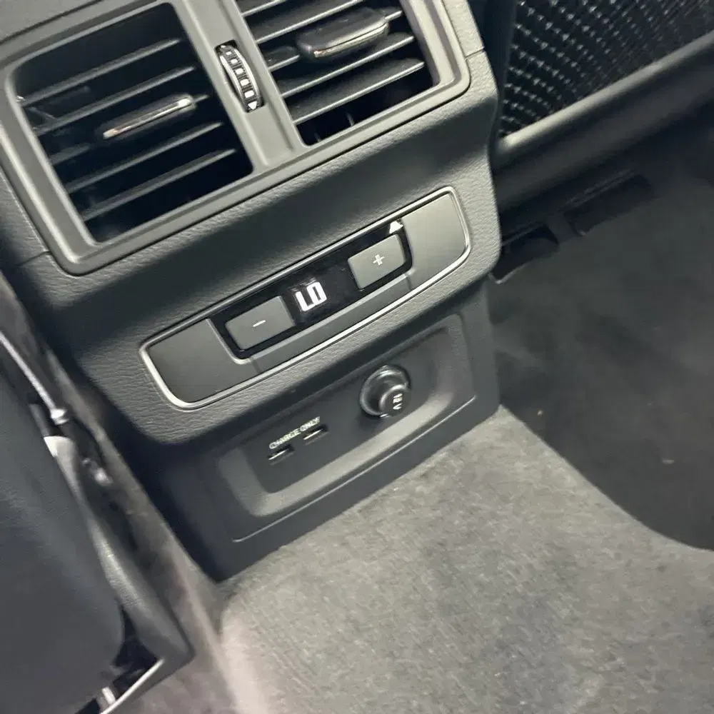 2024 Audi SQ5 Premium Plus