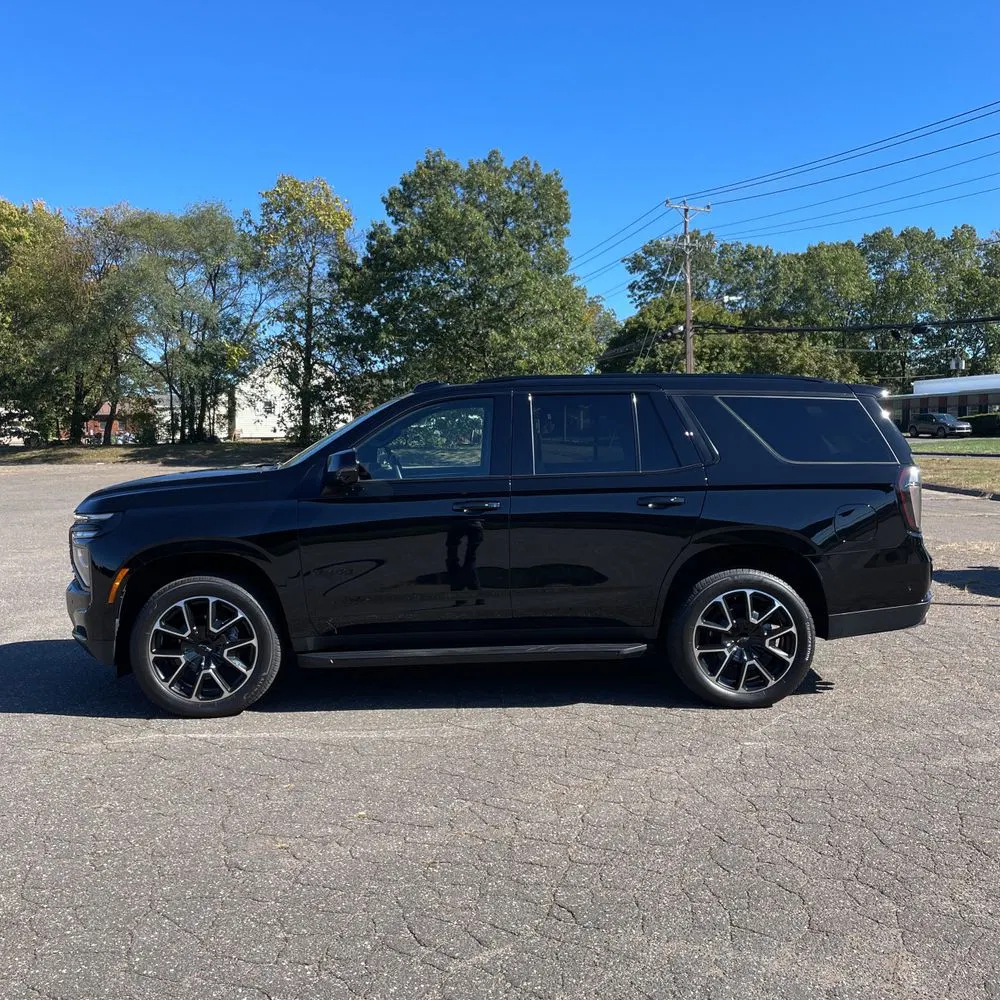 2025 Chevrolet Tahoe RST