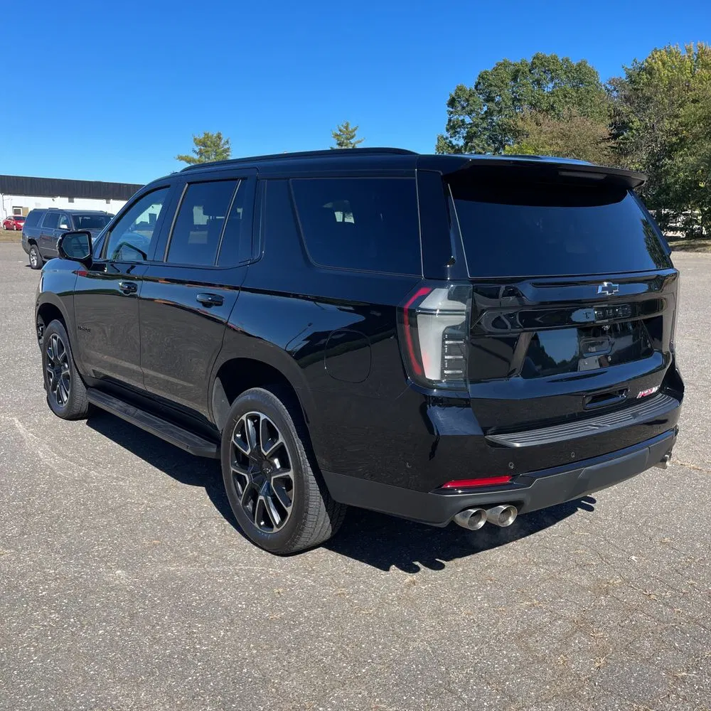 2025 Chevrolet Tahoe RST