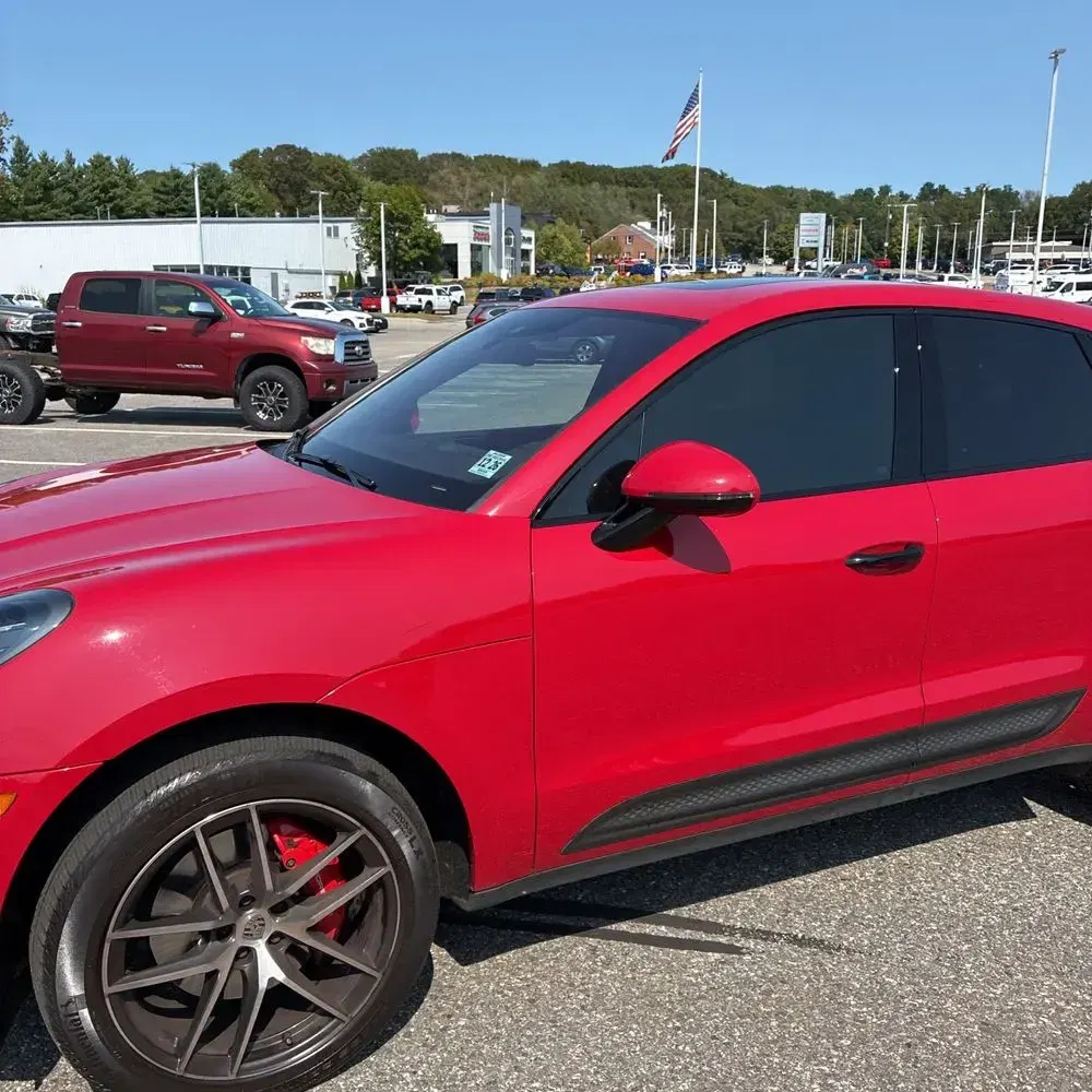 2022 Porsche Macan S