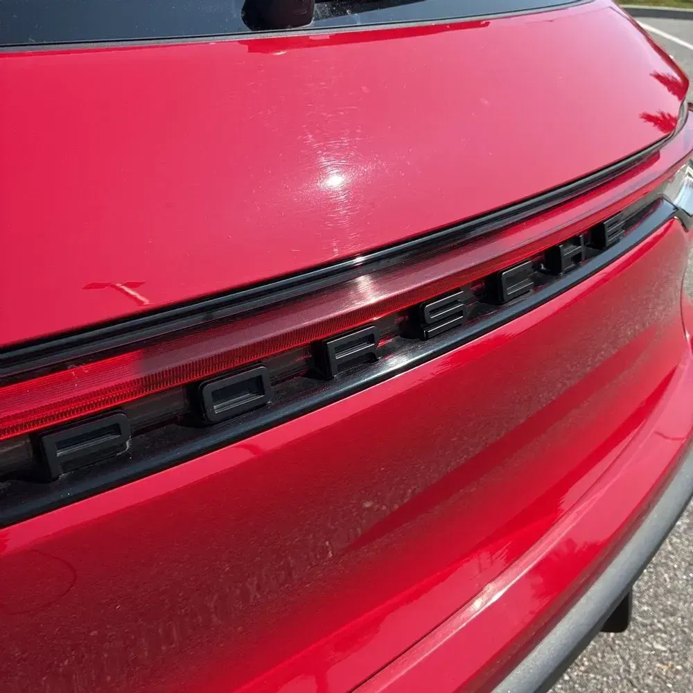 2022 Porsche Macan S