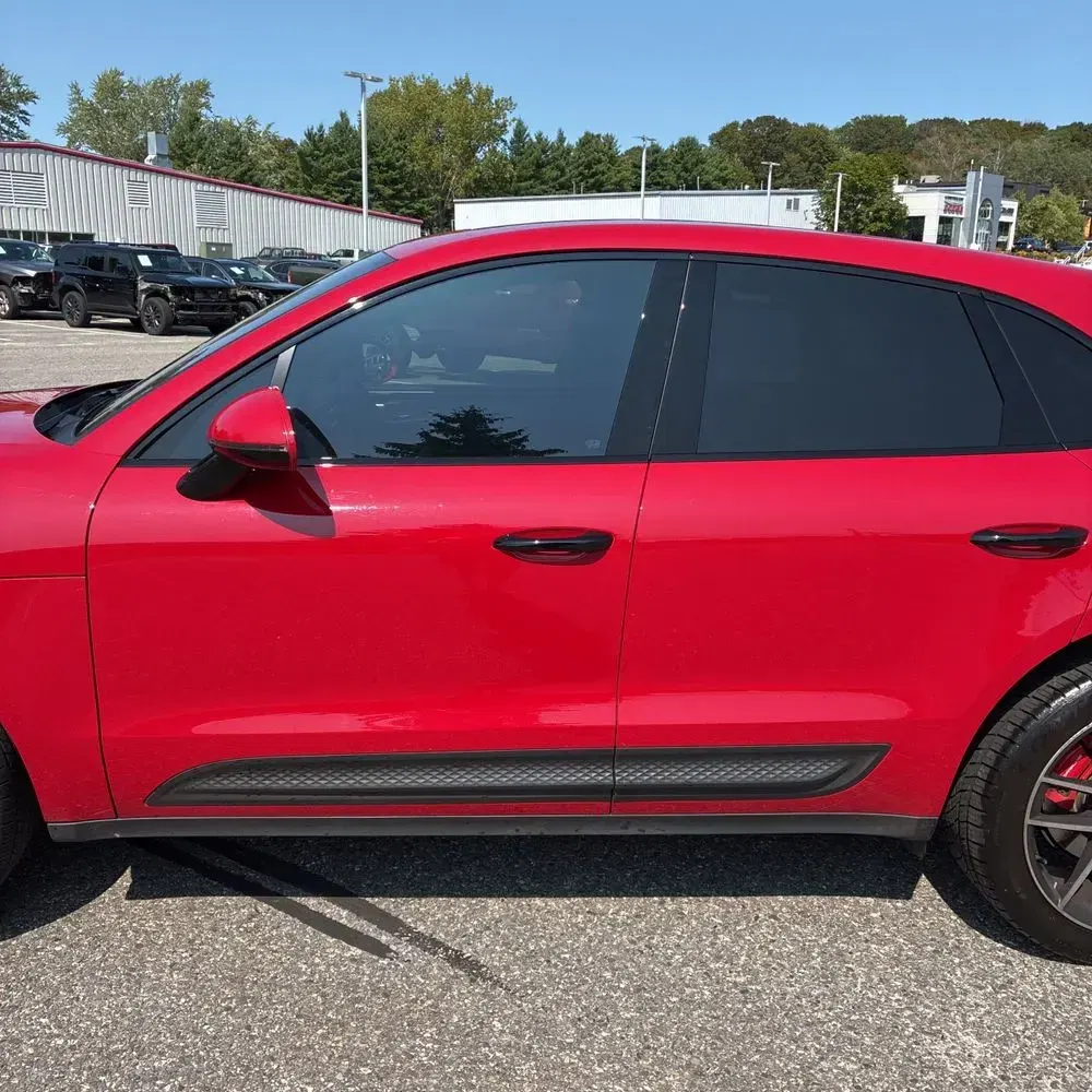 2022 Porsche Macan S