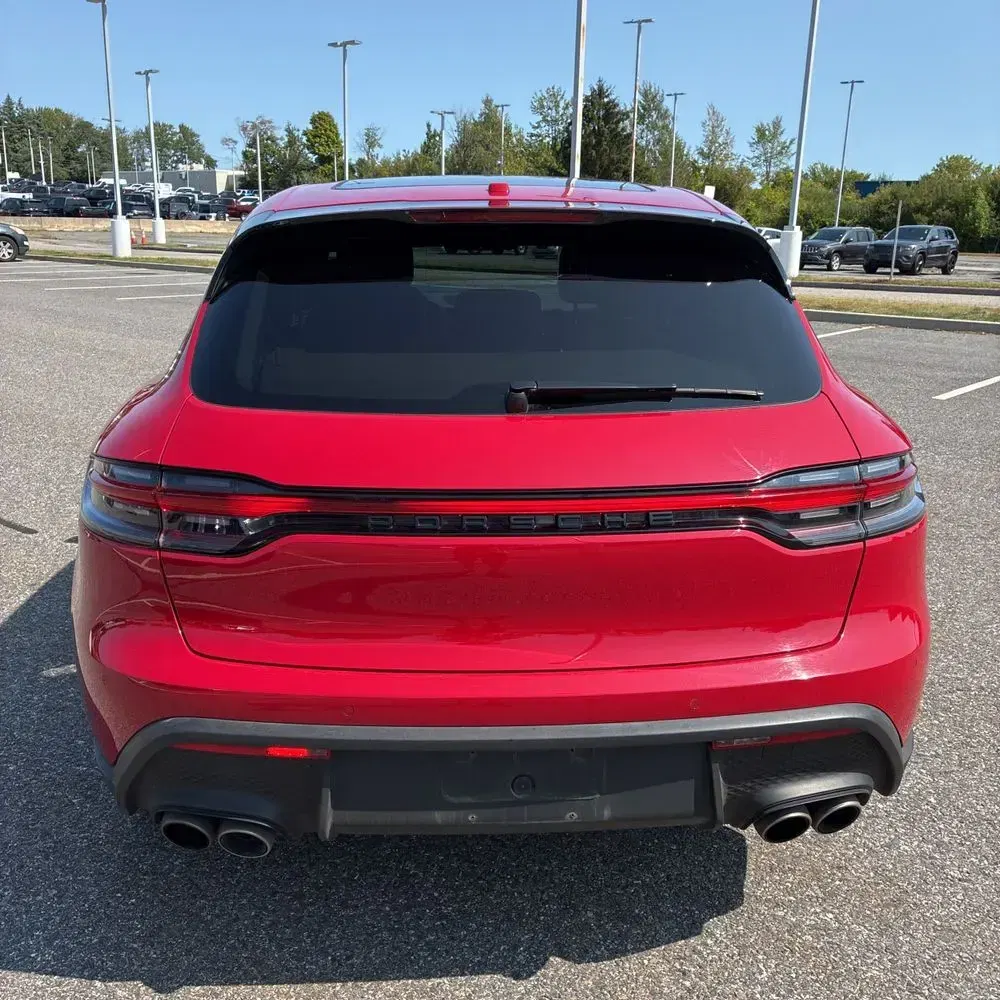 2022 Porsche Macan S