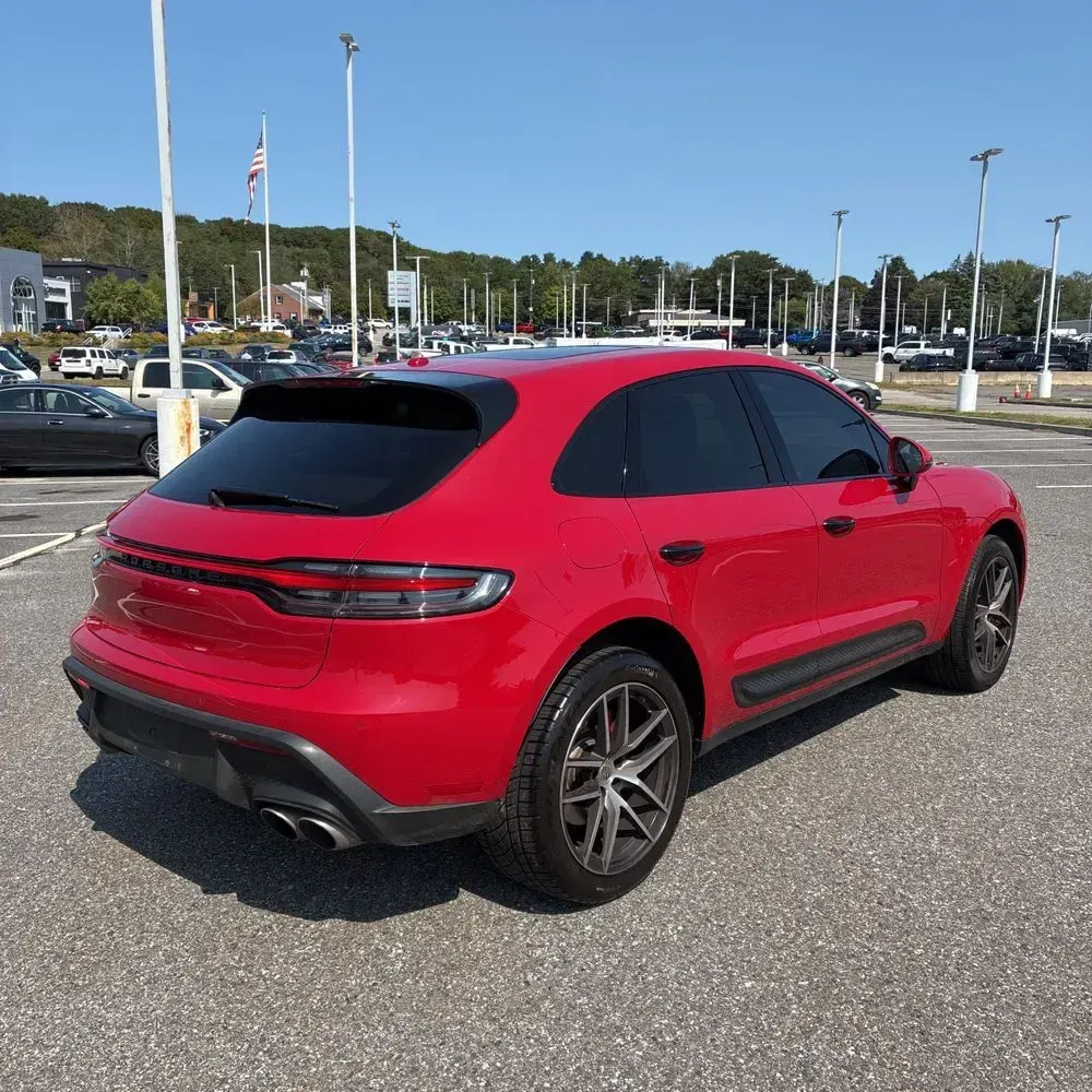 2022 Porsche Macan S