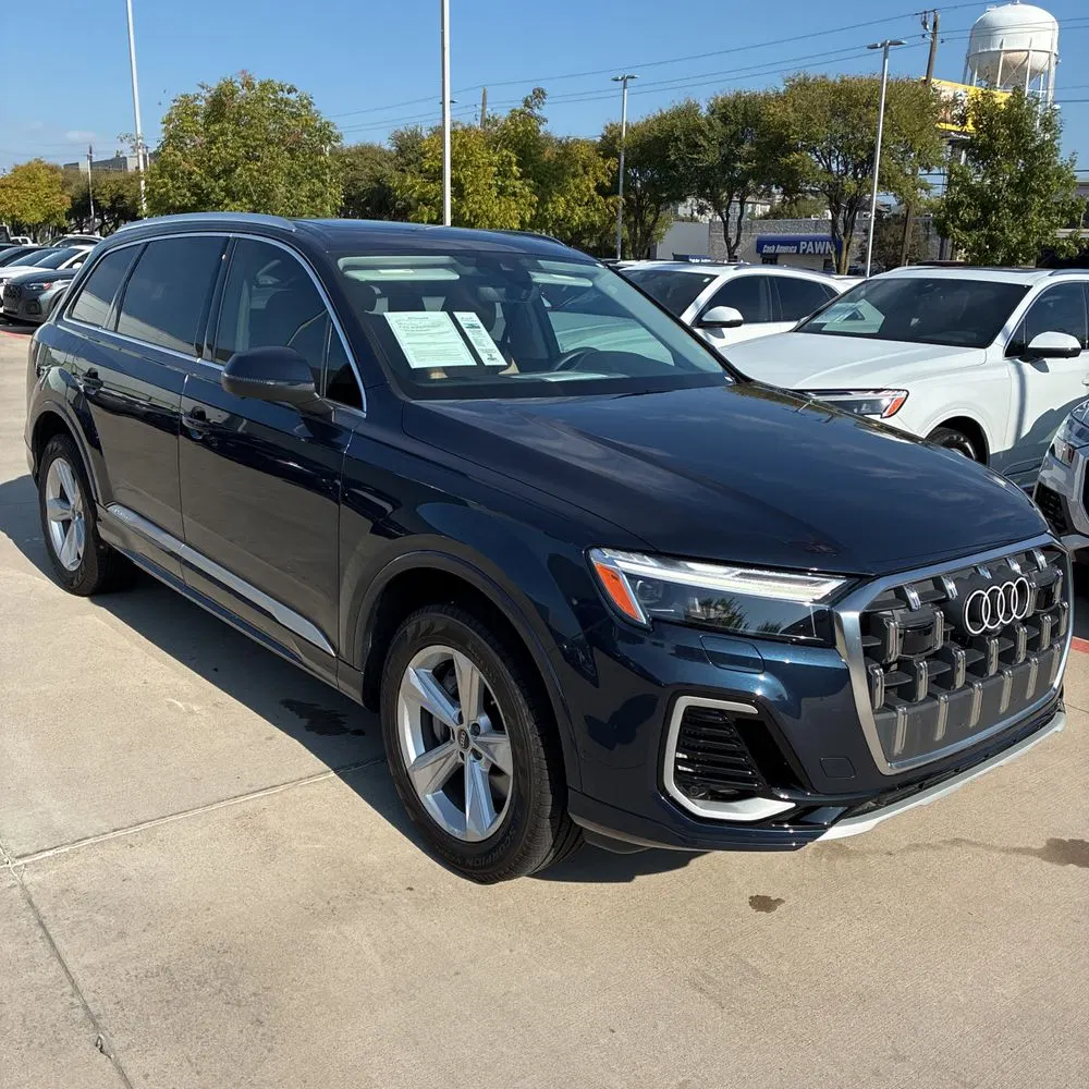 2025 Audi Q7 Premium 55