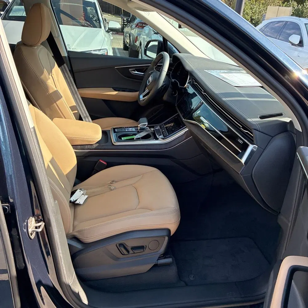 2025 Audi Q7 Premium 55