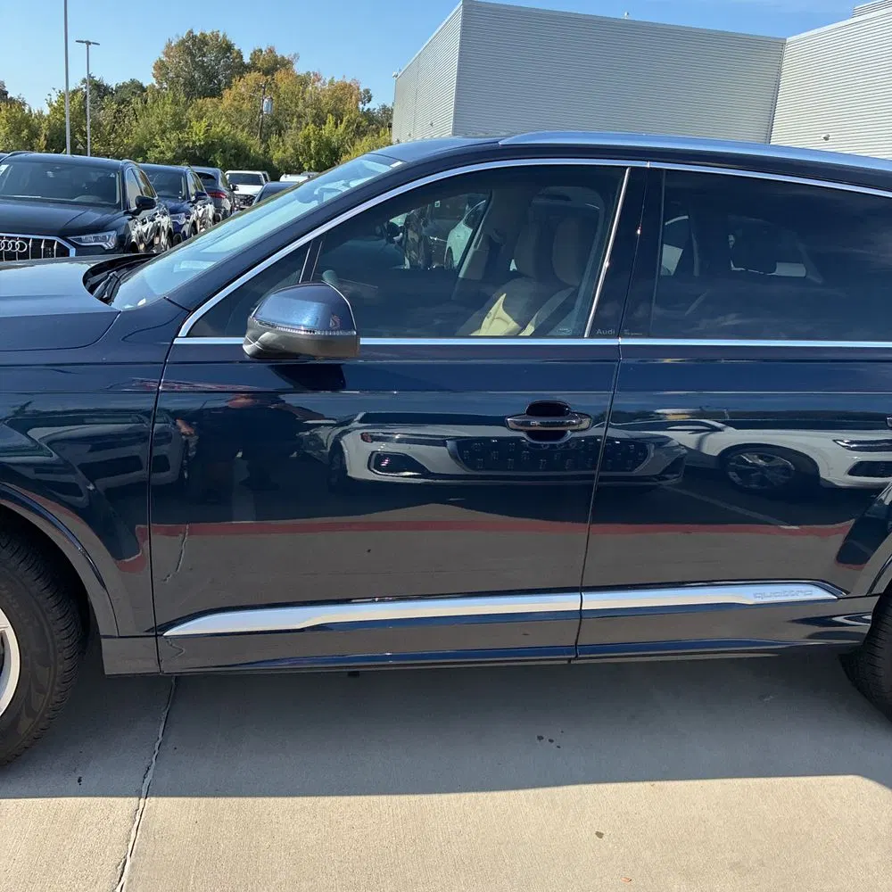 2025 Audi Q7 Premium 55