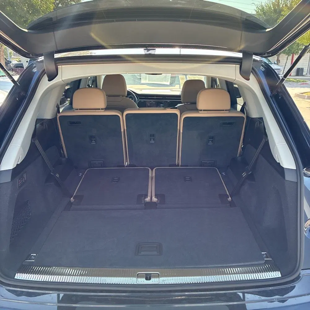 2025 Audi Q7 Premium 55