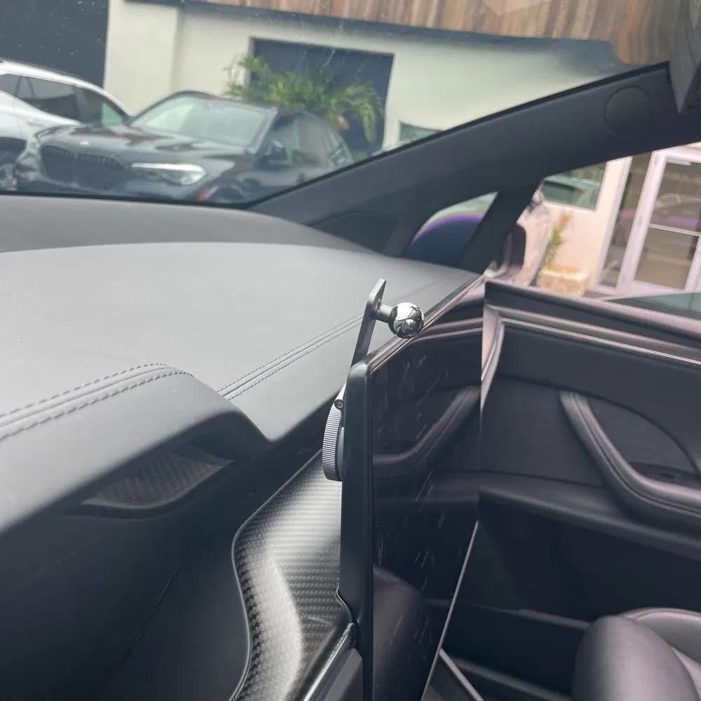 2022 Tesla Model X Plaid