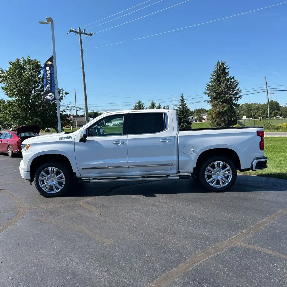 2022 Chevrolet Silverado 1500 High Country
