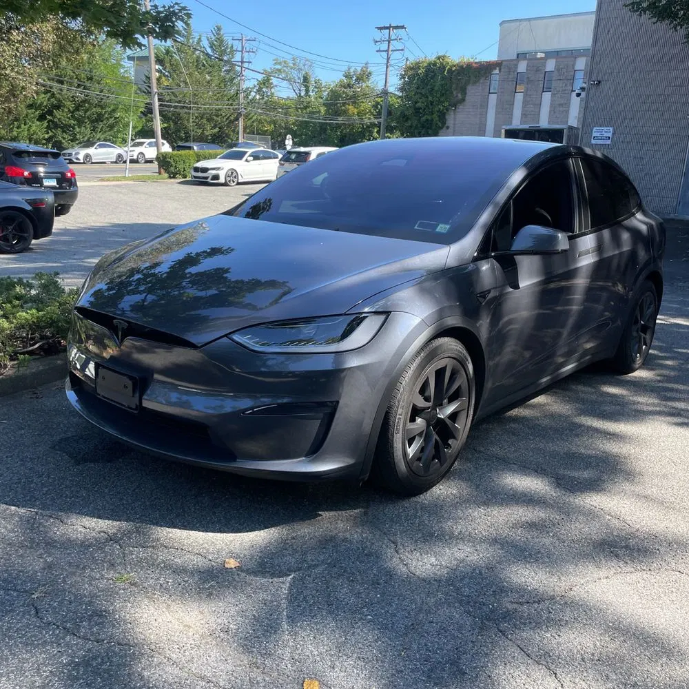 2023 Tesla Model X Standard Range