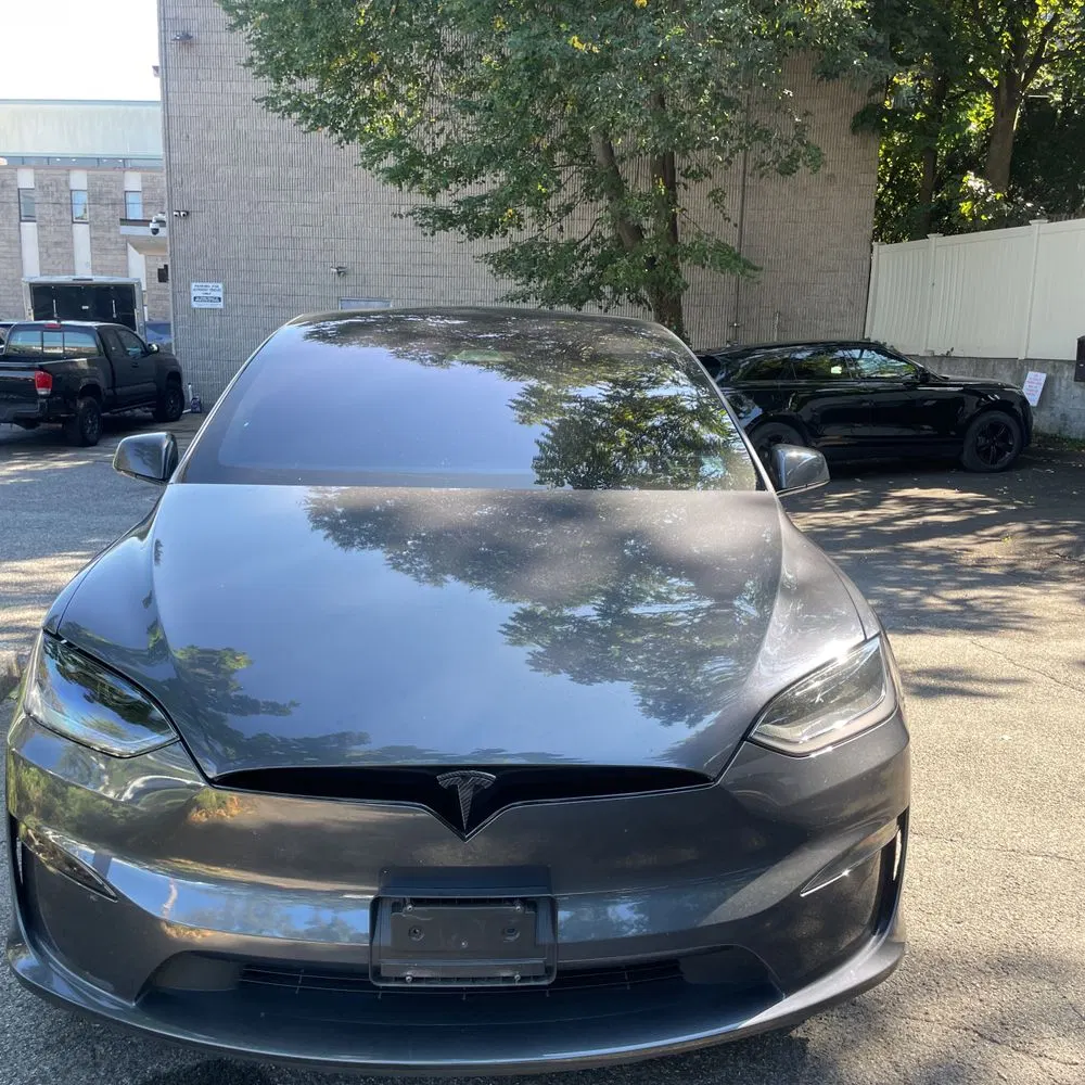 2023 Tesla Model X Standard Range