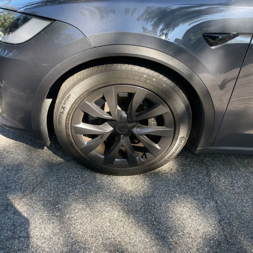 2023 Tesla Model X Standard Range