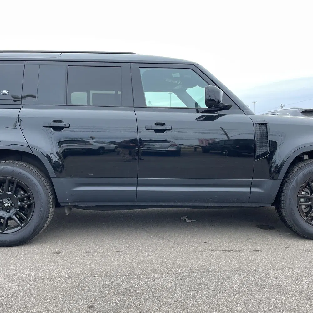 2024 Land Rover Defender 110 P300 S