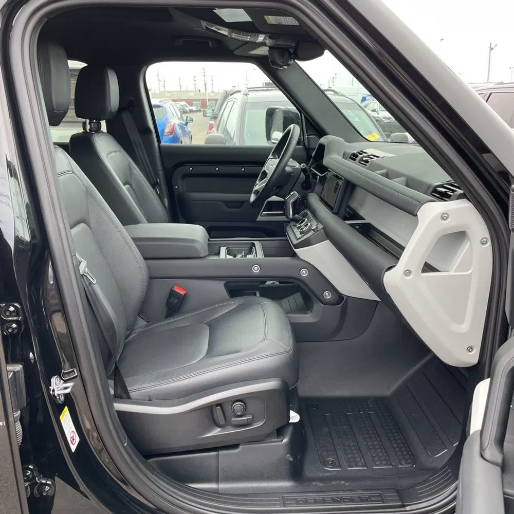 2024 Land Rover Defender 110 P300 S