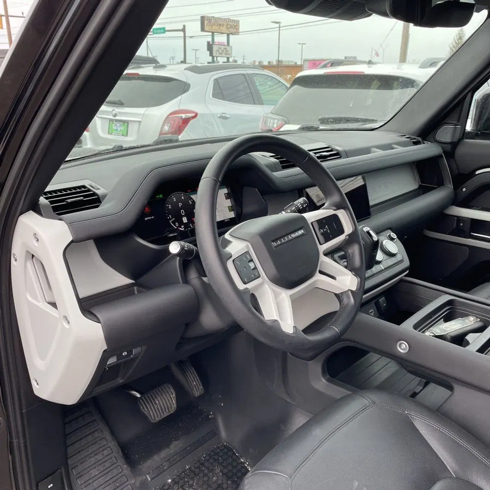 2024 Land Rover Defender 110 P300 S
