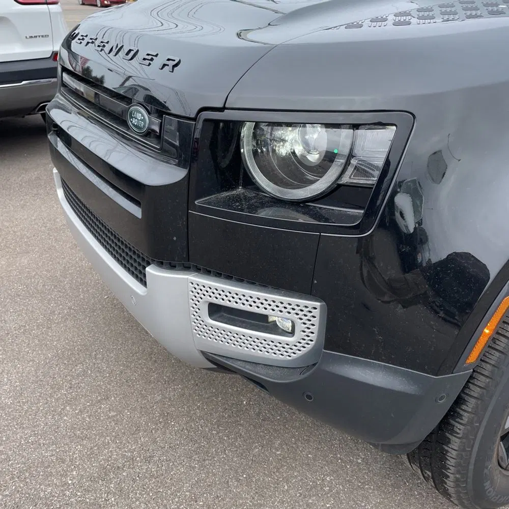 2024 Land Rover Defender 110 P300 S