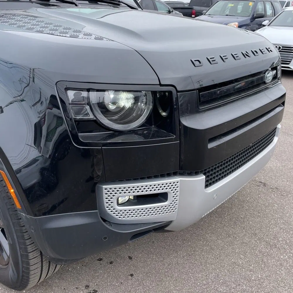 2024 Land Rover Defender 110 P300 S