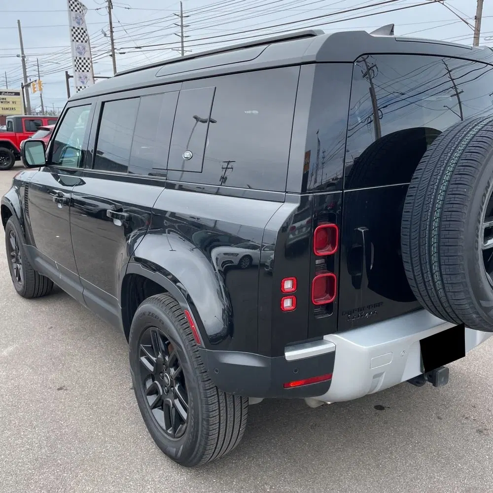 2024 Land Rover Defender 110 P300 S