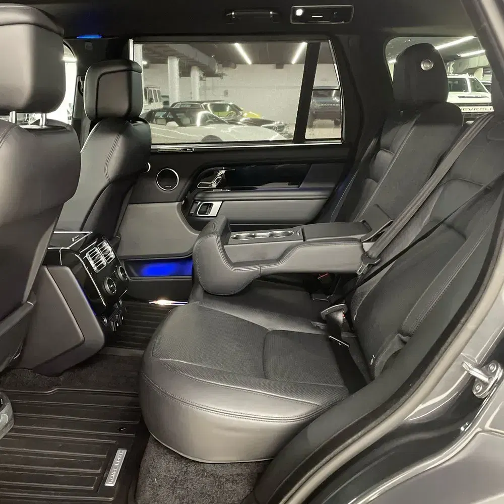 2021 Land Rover Range Rover Westminster P525