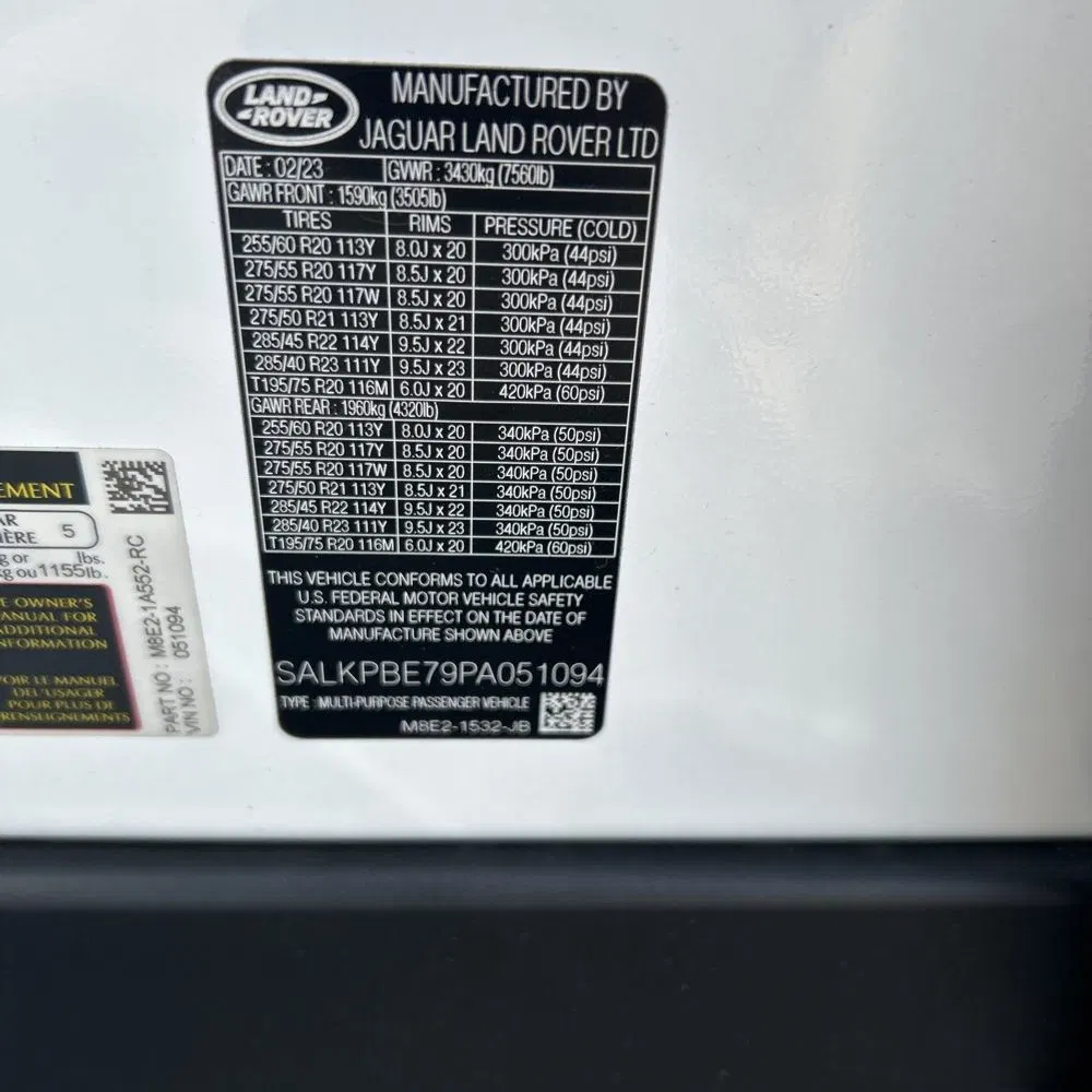 2023 Land Rover Range Rover P530 SE LWB