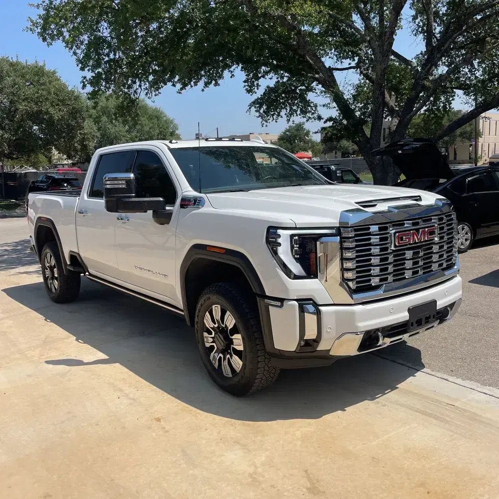2024 GMC Sierra 2500HD Denali