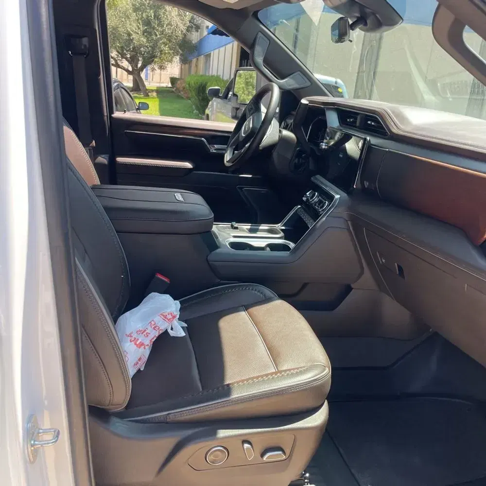2024 GMC Sierra 2500HD Denali