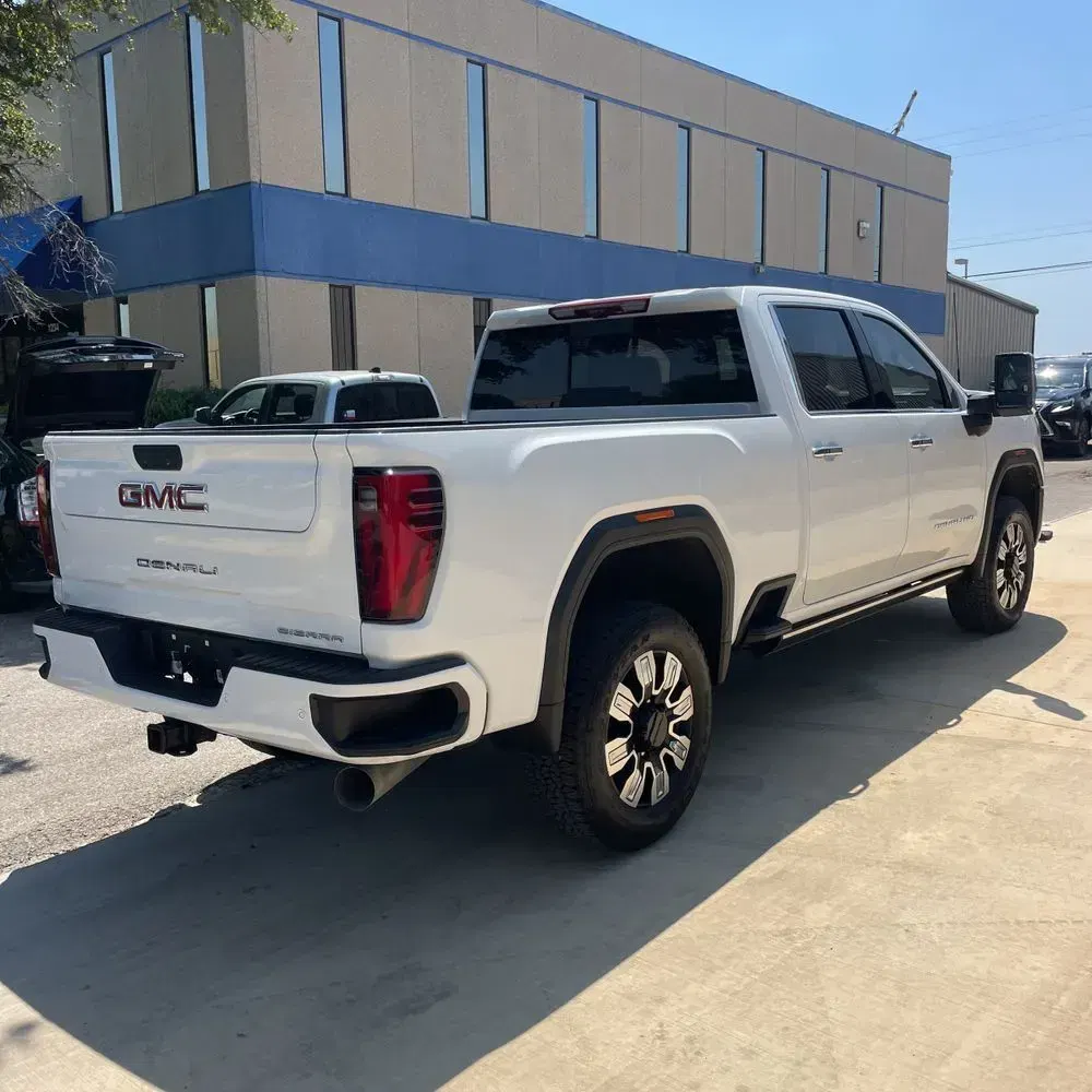 2024 GMC Sierra 2500HD Denali