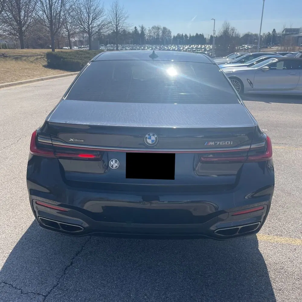 2022 BMW 7-Series M760xi
