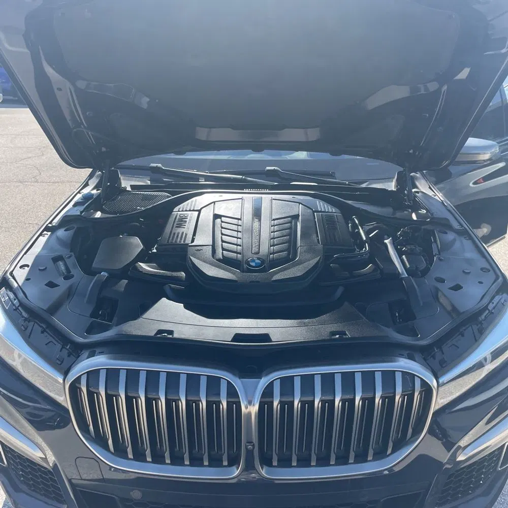 2022 BMW 7-Series M760xi