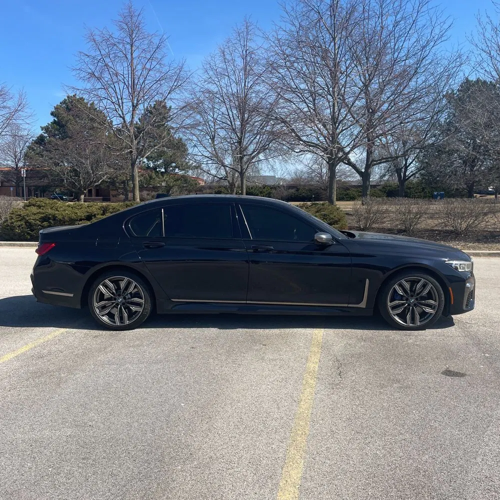 2022 BMW 7-Series M760xi