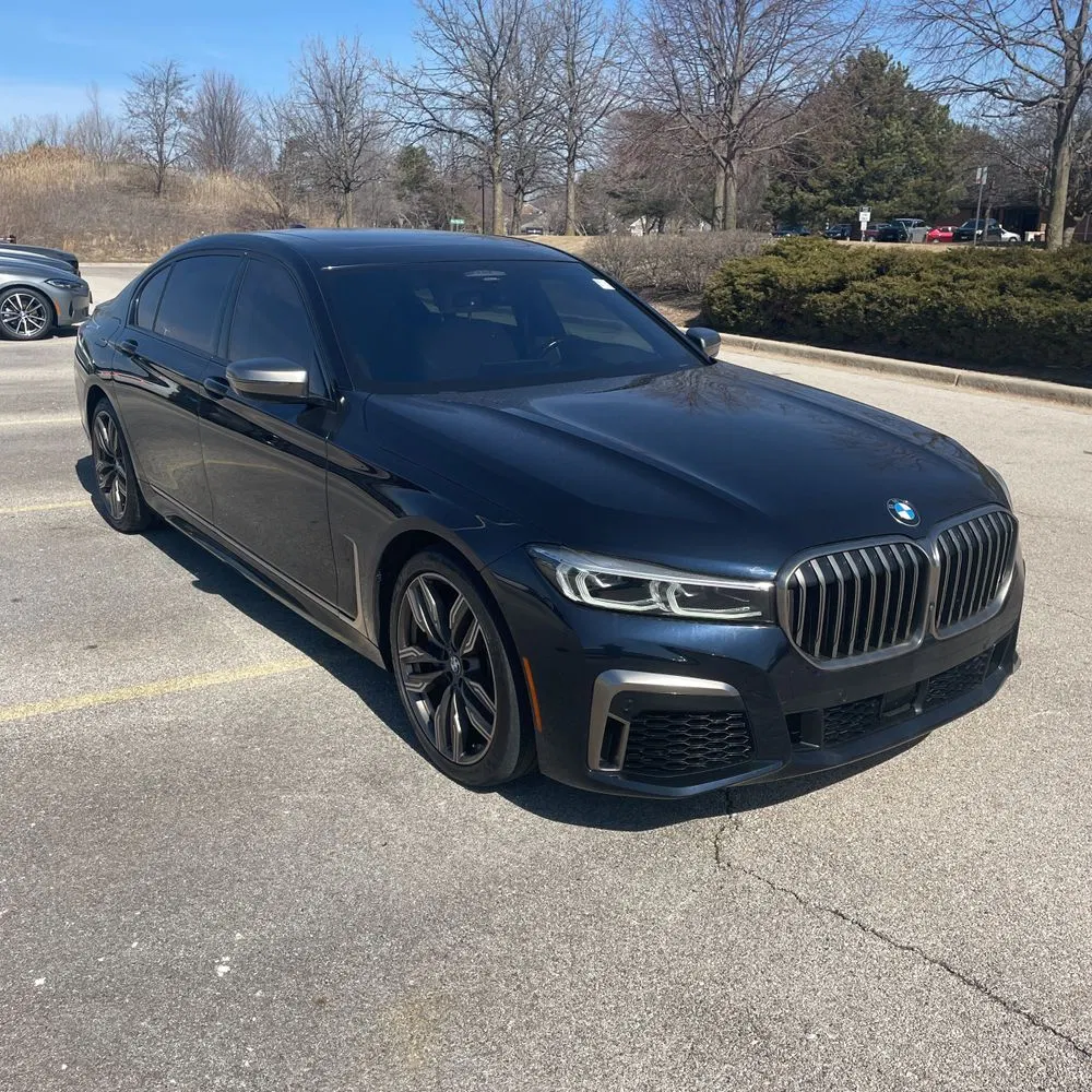 2022 BMW 7-Series M760xi