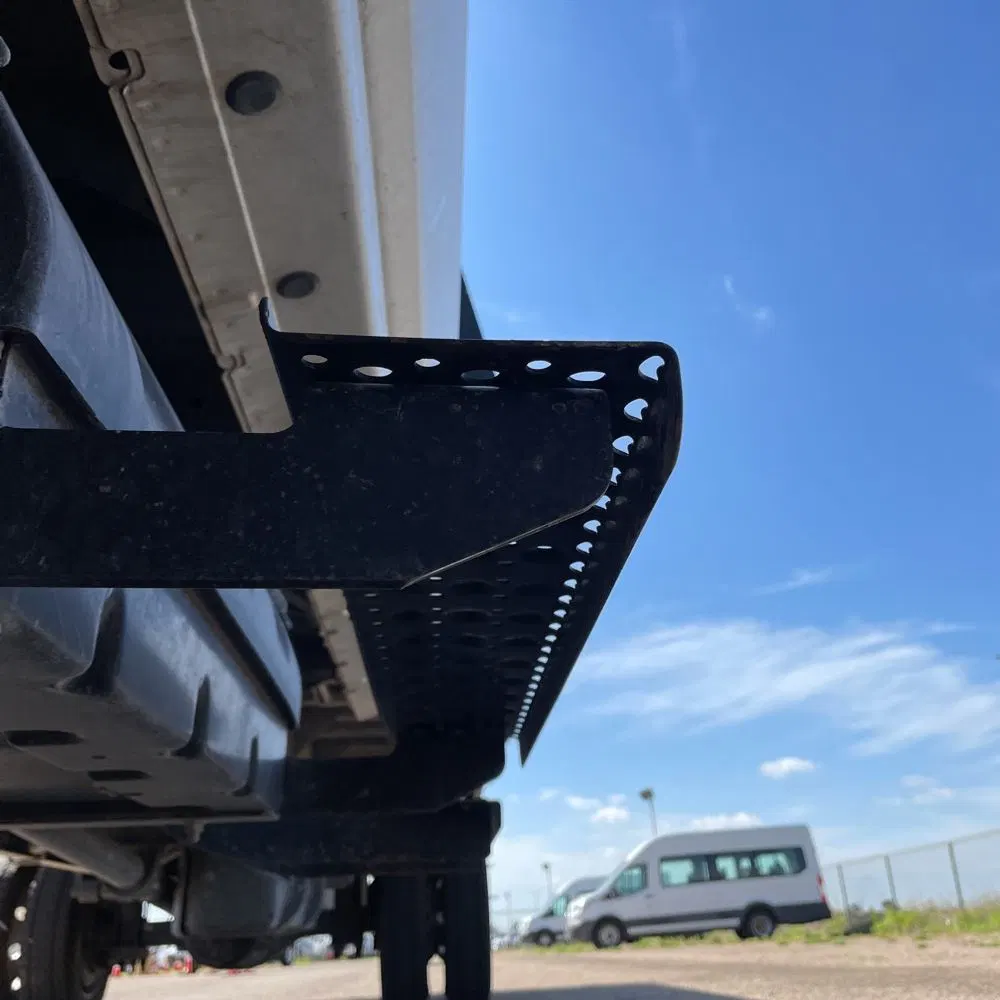 2023 Chevrolet Silverado 5500 W/T