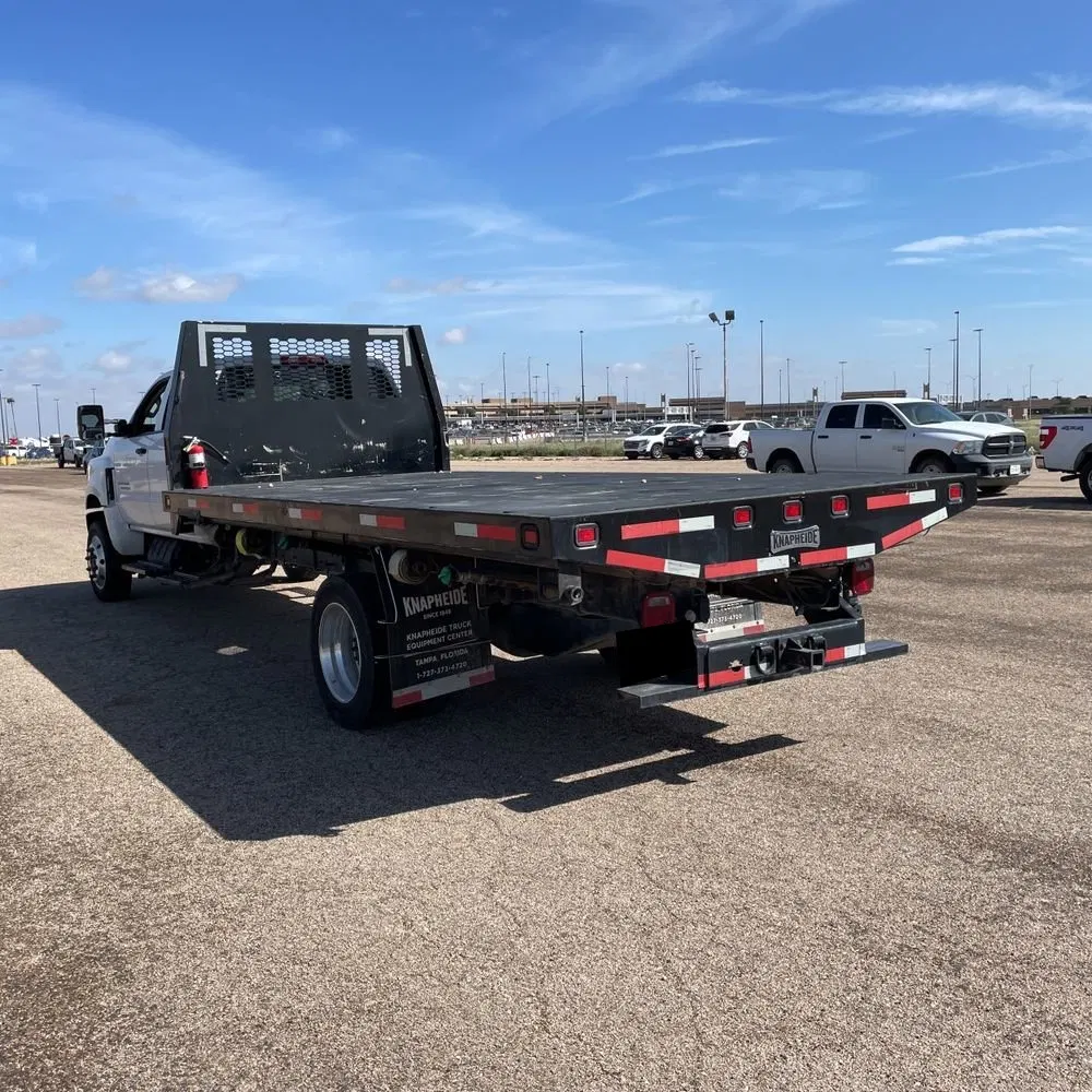 2023 Chevrolet Silverado 5500 W/T