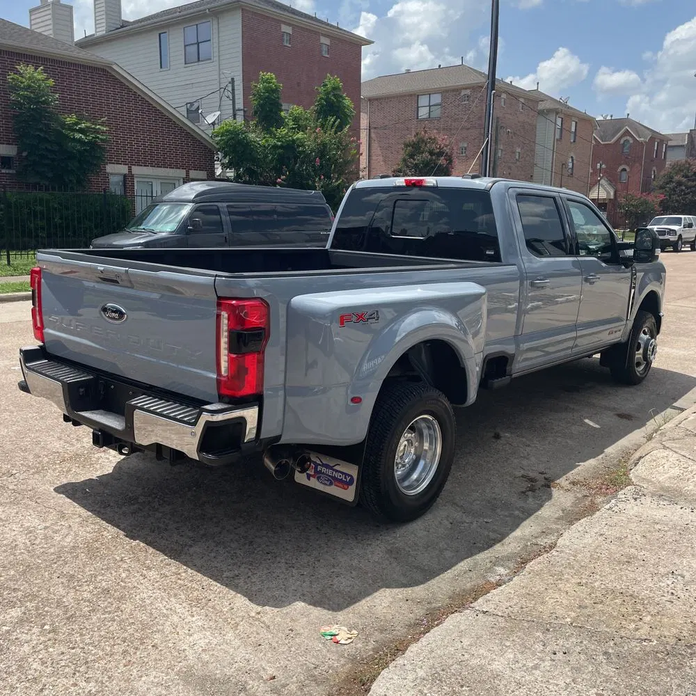 2024 Ford F-350 Super Duty Lariat