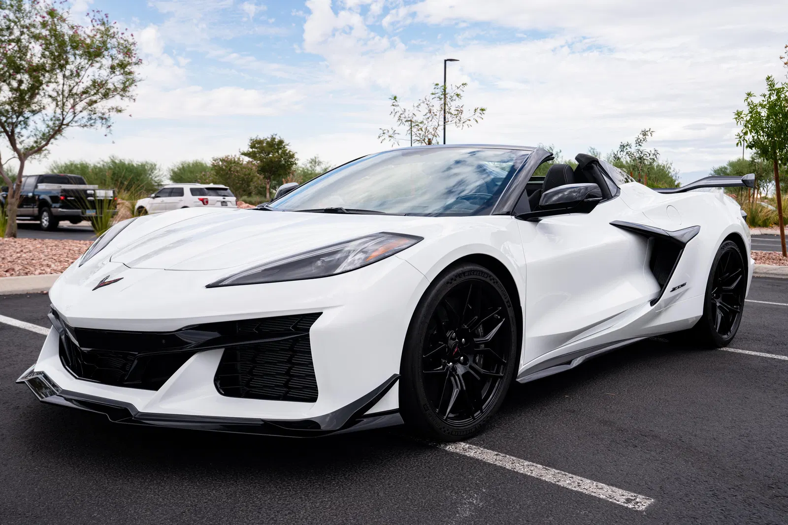 2023 Chevrolet Corvette Z06 Convertible - 670-hp LT6 V8, Z06 Ultimate Performance and Carbon Aero Packages