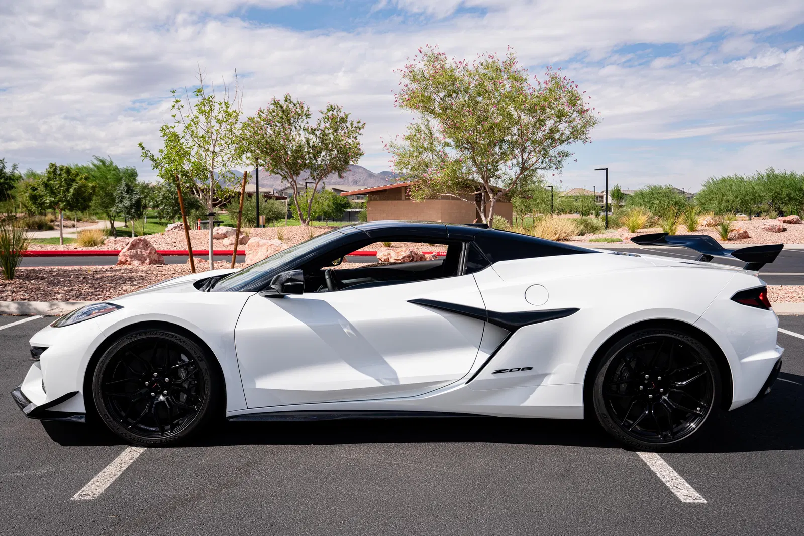 2023 Chevrolet Corvette Z06 Convertible - 670-hp LT6 V8, Z06 Ultimate Performance and Carbon Aero Packages